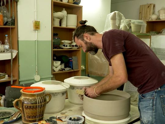 Artyści ceramicy na  plenerze