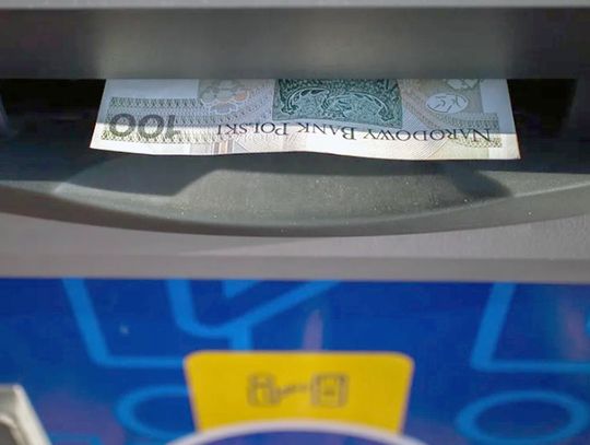 Bezpieczne korzystanie z bankomatu