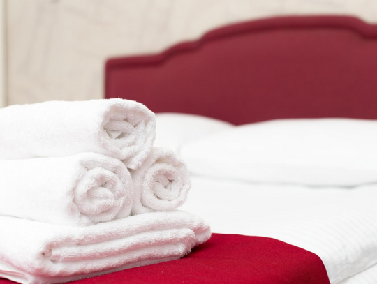 Biała pościel w hotelu - czy warto?