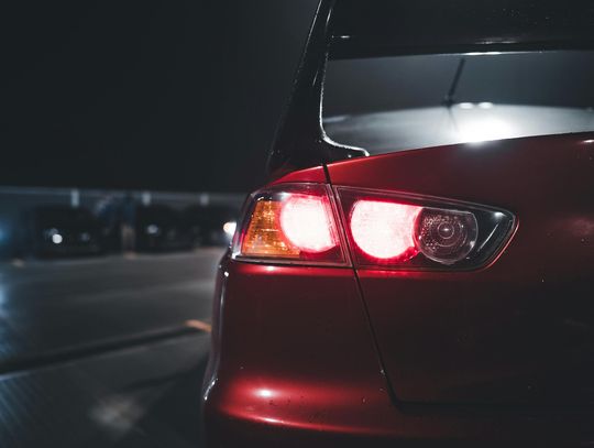 Certyfikaty i normy bezpieczeństwa dywaników samochodowych – co warto wiedzieć?