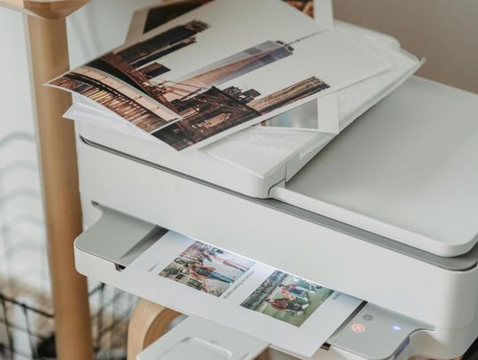 Jak zamówić wydruki wielkoformatowe w Warszawie: poradnik dla klientów