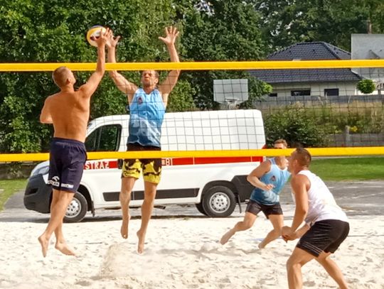 Mistrzostwa strażaków w siatkówce plażowej
