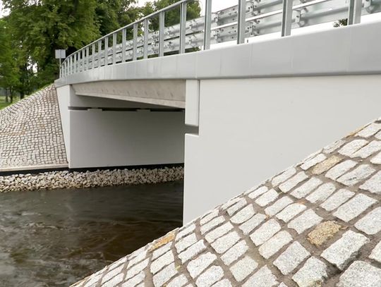 Nowy most we Lwówku