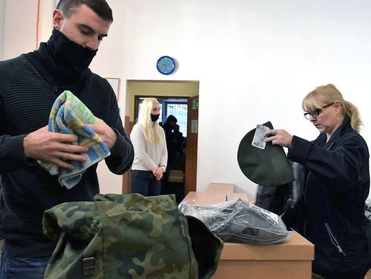 Ochotnicy w bolesławieckich koszarach