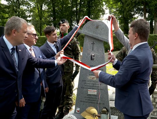 Odsłonięcie pomnika nagrobnego ppłk.Mroza 