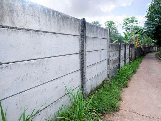 Ogrodzenia z bloczków betonowych, czyli dlaczego warto?