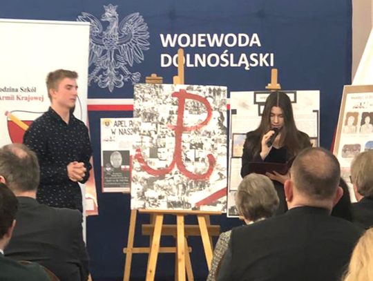 Pamięć o dowódcach AK