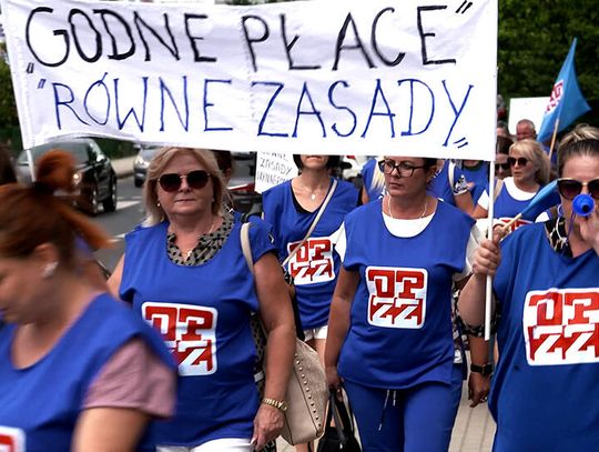 Pikieta w ceramice "Bolesławiec"