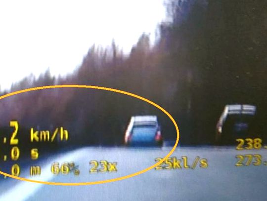 Pirat drogowy na autostradzie