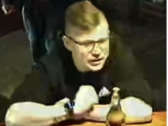 Poszukiwany mężczyzna