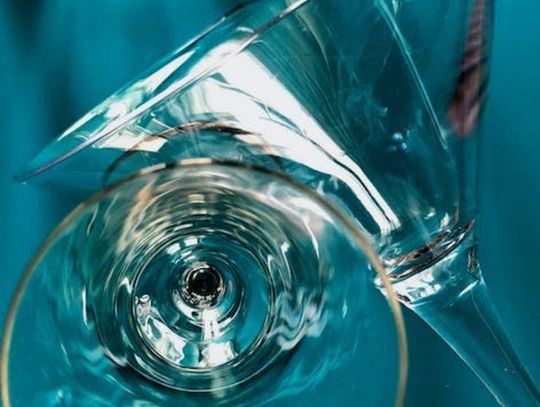 Smak Torunia w butelce: Dlaczego Toruńska Wódka jest wyjątkowa?