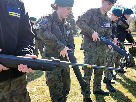 Szkolne manewry obronne "Commando"