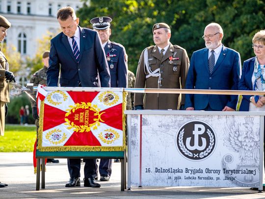 Sztandar dla DBOT