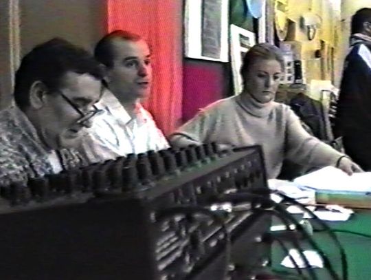 Tenis stołowy i prasa Tenis stołowy i prasa