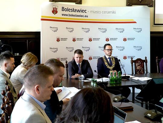 Uchwały pomocowe na sesji Rady Miasta