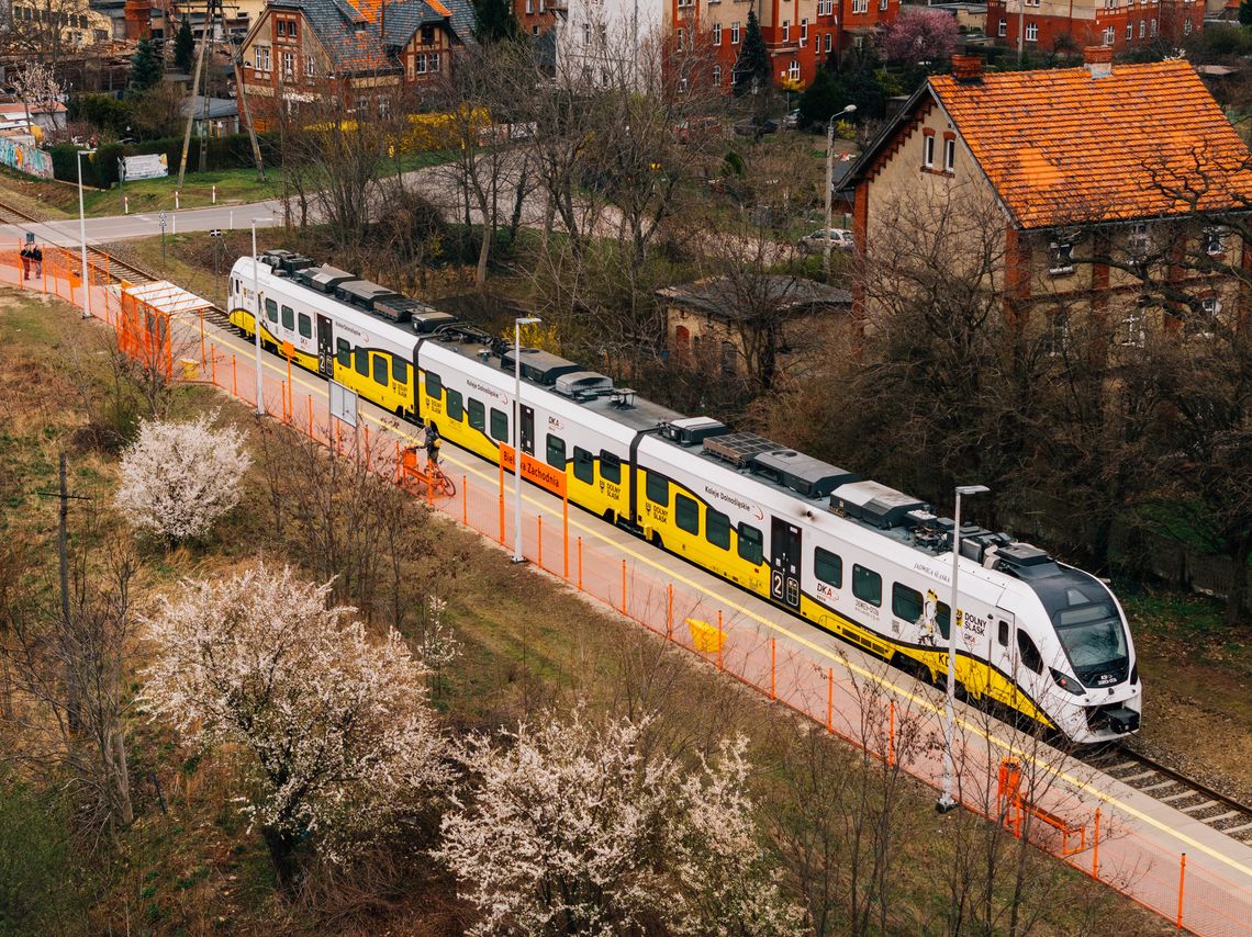 Bielawa Jezioro, Góry Sowie, Sprintery do Leszna i Góra bliżej Wrocławia! Wchodzi nowy rozkład jazdy Bielawa Jezioro, Góry Sowie, Sprintery do Leszna i Góra bliżej Wrocławia! Wchodzi nowy rozkład jazdy