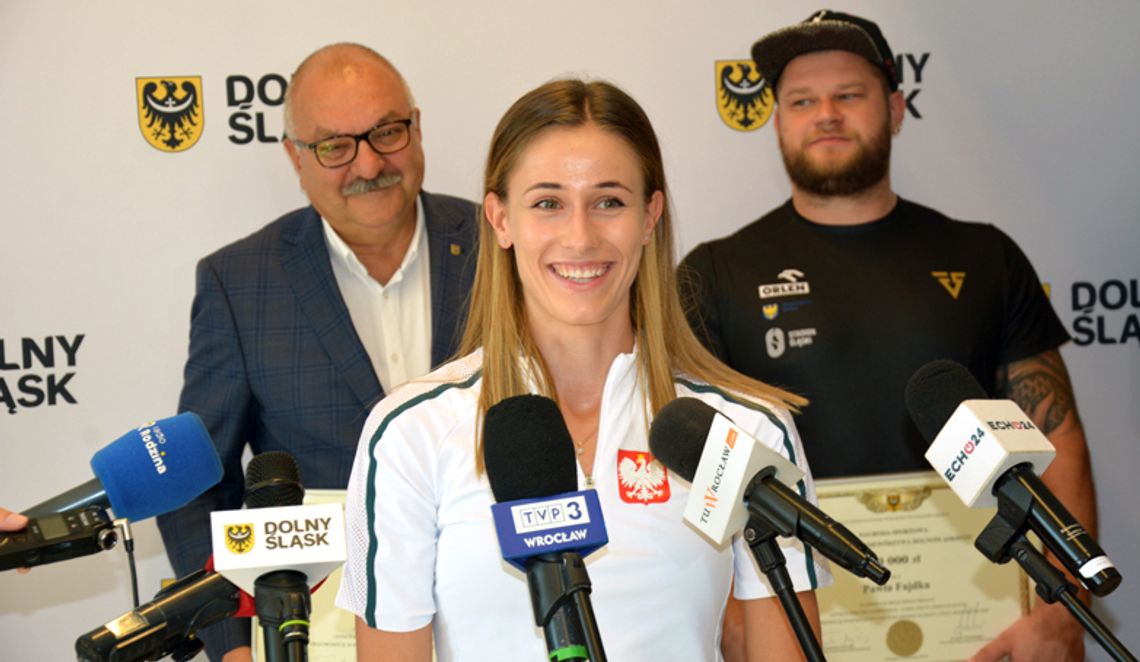 Marszałek nagrodził olimpijczyków