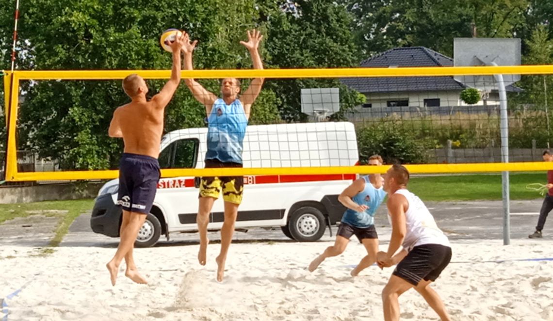 Mistrzostwa strażaków w siatkówce plażowej