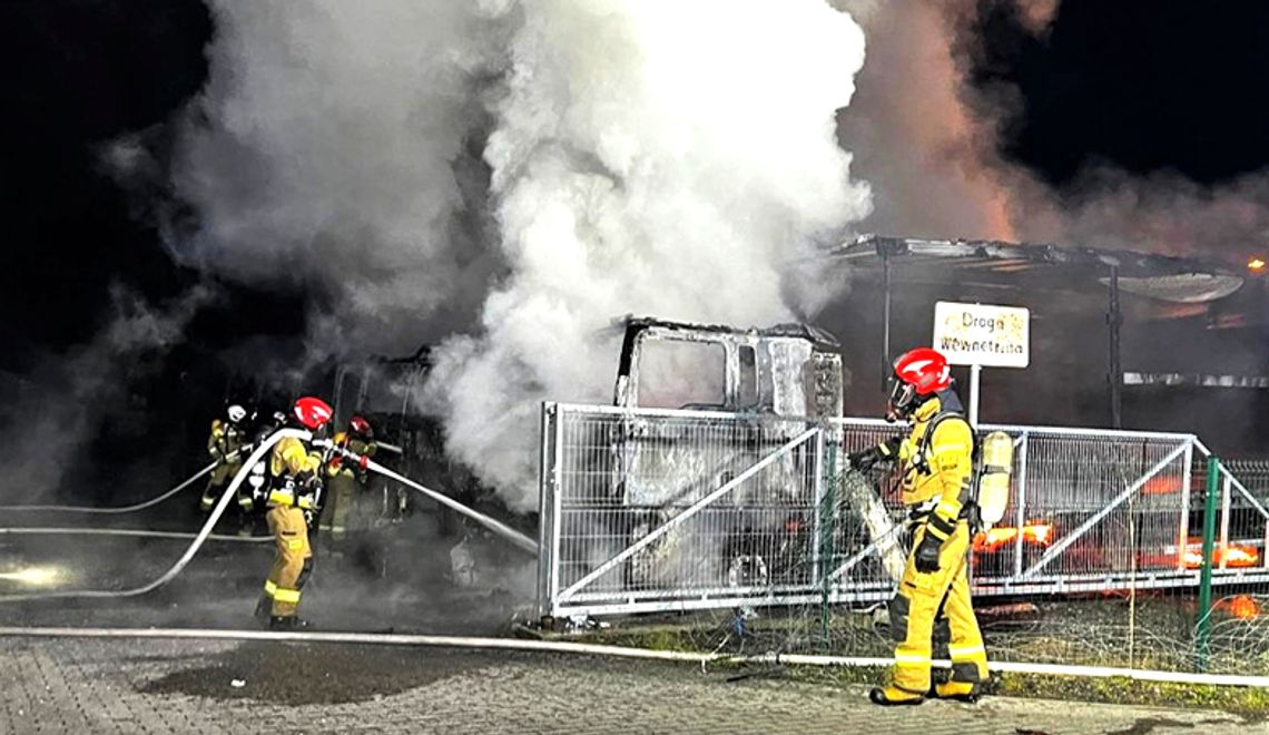 Pożar samochodów w Osiecznicy