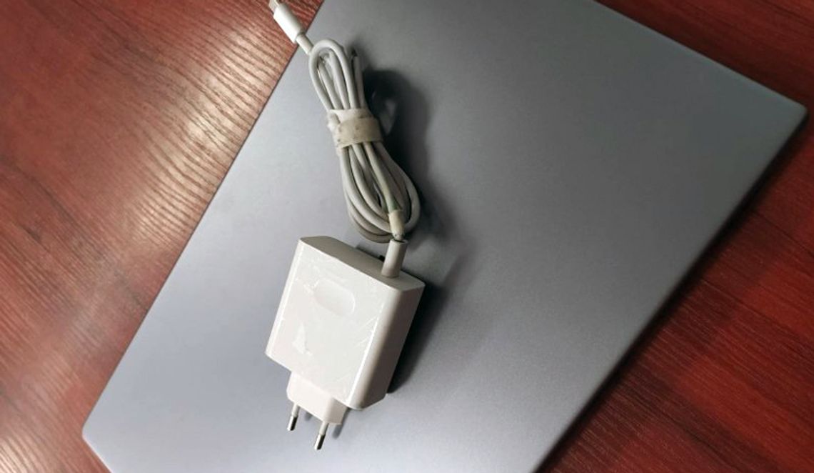 Przywłaszczył laptopa i kartę płatniczą